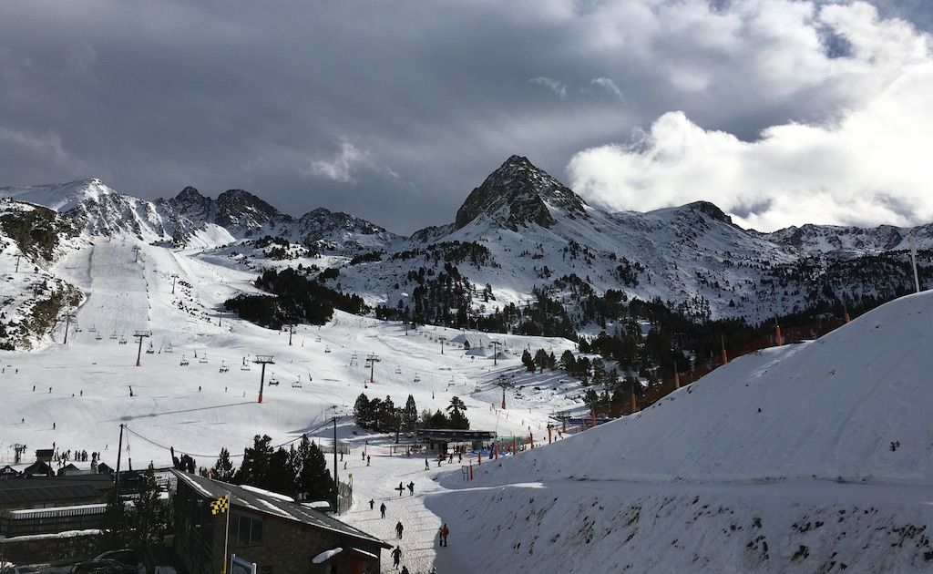 esquiar en andorra